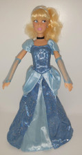 Poupée mannequin DISNEY Parks Authentic Cendrillon articulée Doll +/- 30 cm