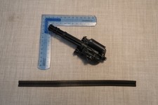 HOT TOYS - DX 10 - T 800 - TERMINATOR - GATLING AVEC BANDE CARTOUCHES- EPN - 1/6