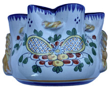 Pot n Faience De Nevers Signé COTTARD ,polychrome et polylobé