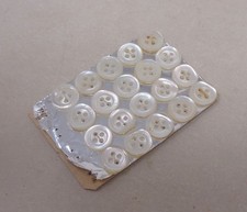 Lot de 20 Boutons anciens en nacre - Mercerie vintage