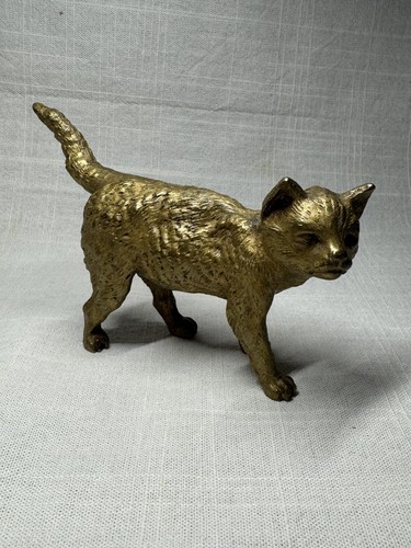 Beau chat bronze vienne - de,