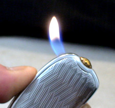 Briquet ancien { Silver match paquebot France Rechargeable } Lighter Feuerzeug
