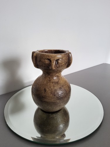 Vase anthropomorphe - anthropomorphe, en