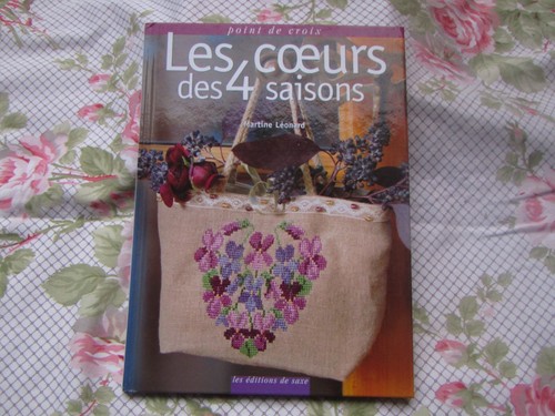 Livre point croix les - de,