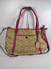 Sac bandoulière Coach Signature avec bordure en cuir rouge