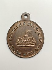 FRANCE MÉDAILLE COMMÉMORATIVE REVOLUTION DU 23 24 FÉVRIER 1848 BARRICADE