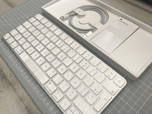 Apple magic keyboard - magic, a2450