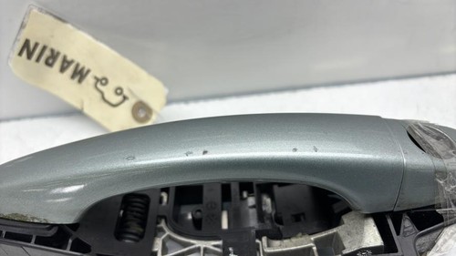 Poignee porte avant gauche