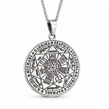 Collier et boîte en argent