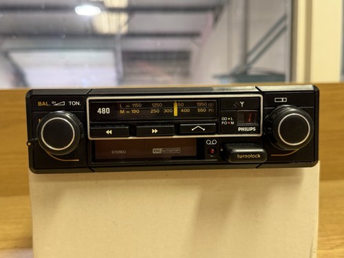 Philips turnolock classic car - philips,