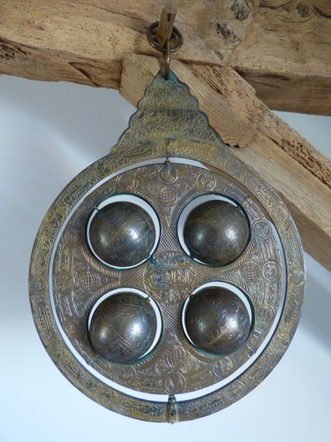 Ancien astrolabe bronze - en,