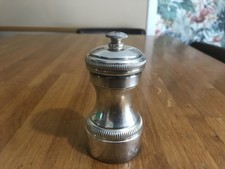 MOULIN A POIVRE PEUGEOT - ARGENT MASSIF MINERVE