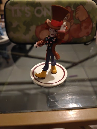 Figurine chapelier alice - figurine,