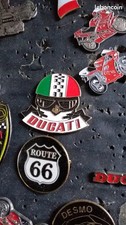 pin's ducati   neuf , peu