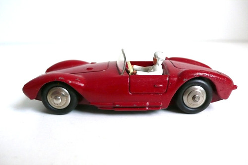 Dinky toys ancien maserati - dinky,