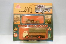 Eko - Camion PEGASO COMET blanc bâché + accessoires Neuf HO 1/87
