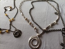 LOT DE 3 GRANDS COLLIERS