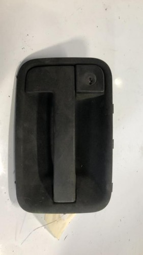 Poignee porte avant gauche