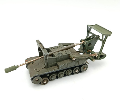Dinky toys 883 - dinky, char