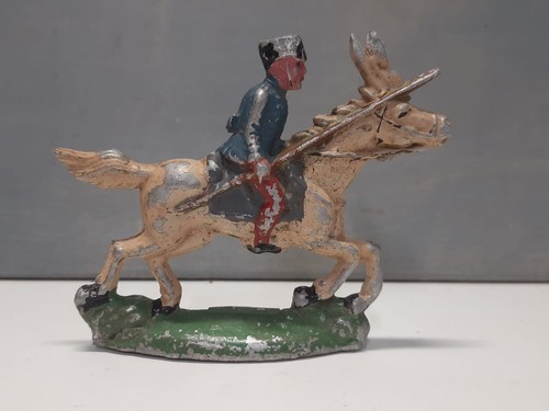 Ancienne figurine plomb xxeme - ancienne,
