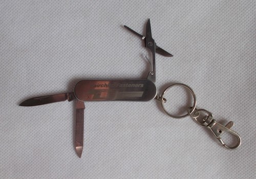Porte clés couteau - ,, coupe