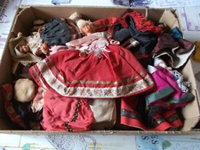 1 LOT DE 20 ANCIENNES POUPEES
