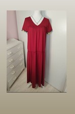 Robe Longue Éte Bordeaux Femme Taille 38 , M ?
