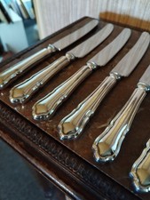 6 Couteaux de Table Modèle Violonné en Métal Argenté Lames Inoxydables