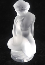 Lalique, statuette femme au cygne, Leda, intacte, cristal, signée.