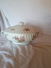 soupière en Porcelaine de Limoges HAVILAND Torse Modèle Sylvie