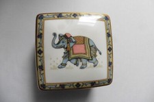 Boite à pilules ou bijoux en