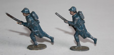 2 anciens soldats 14-18   en plomb Hauteur 4.5 cm  réf 11