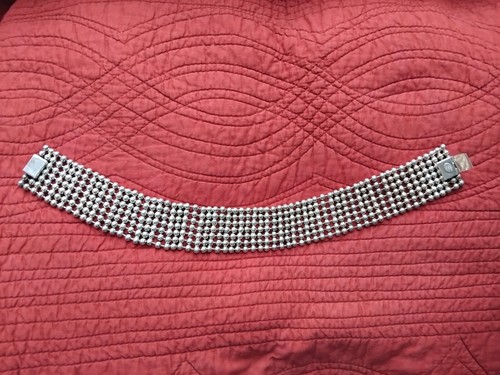 Collier ras cou vintage - cou,