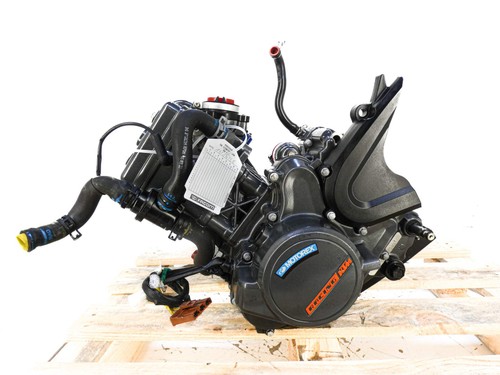 Moteur ktm duke 125 2021 - moteur,