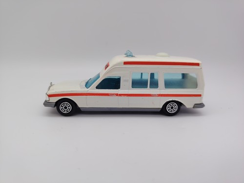 Norev mercedes ambulance - norev, 1/43