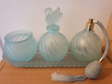 Ensemble de toilette vintage vanité en pate de verre turquoise