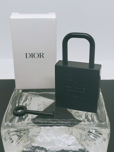Cadenas dior série - série,