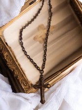  Collier religieux catholique vintage en métal du début 1900