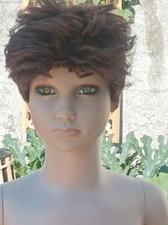 Mannequin garçon 117 cm – base en verre trempé – tête et bras amovibles