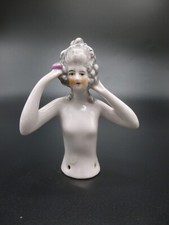 AUTHENTIQUE DEMI - FIGURINE EN PORCELAINE  MARQUISE EPOQUE ART DÉCO 1930 NO COPY