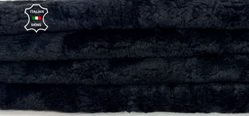 Cuir mouton noir peaux - de, en
