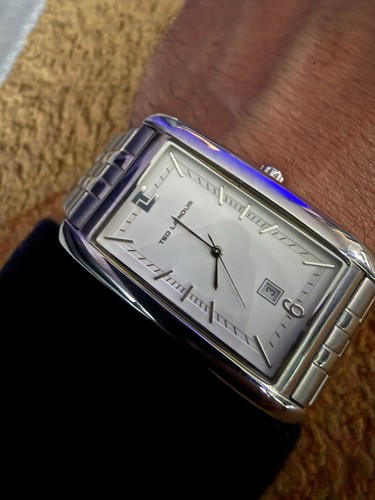Montre square tank ted - /,