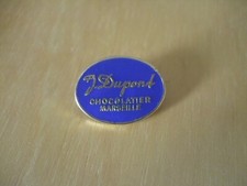 PINS  J DUPONT  CHOCOLATIER MARSEILLE DERRIERE: ALCARA 