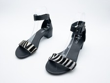 Éram Femmes Sandales