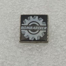 Pin's-BOMBARDIER-Mode-Vetement Chaussure Aviation Aviateur-P2E8