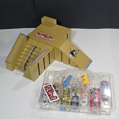 Tech deck finger - finger, skate