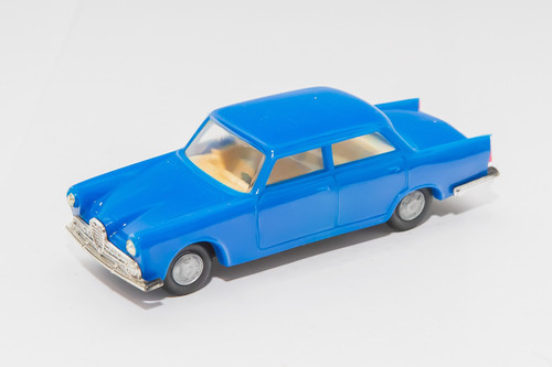 Politoys alfa romeo 2000 - romeo,
