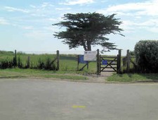 Photo 6x4 Barton Cliff gate to