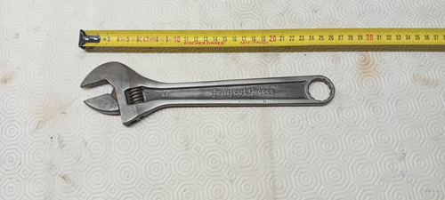 Old tool outil - ,