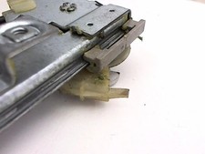 Leve vitre electrique avant droit RENAULT LAGUNA 2 PHASE 1 8200485195